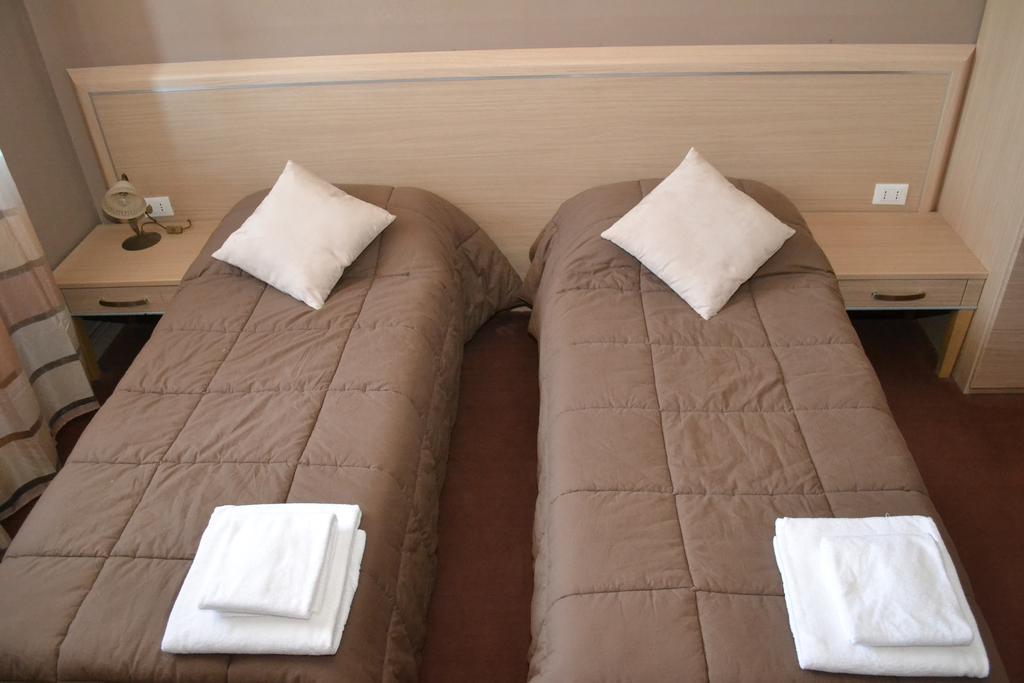 Azzano San Paolo B&B Bed& Fly - Mamma Mia חדר תמונה